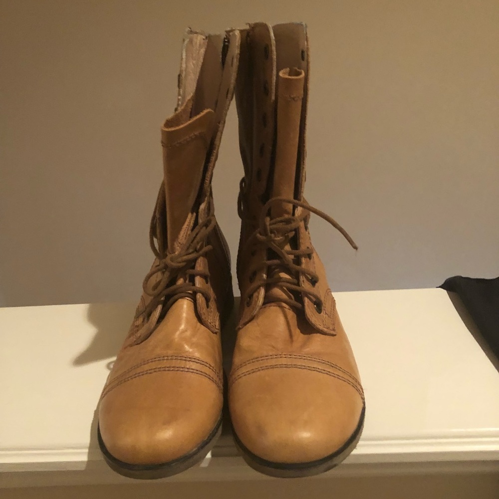 Like new Steve Madden boots